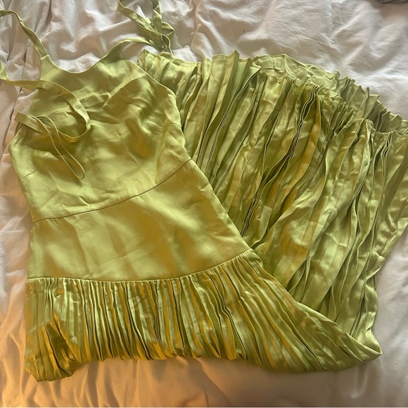 Alexis Saab dress, size small, green. Excellent condition, similar to Sunniva - Picture 4 of 13